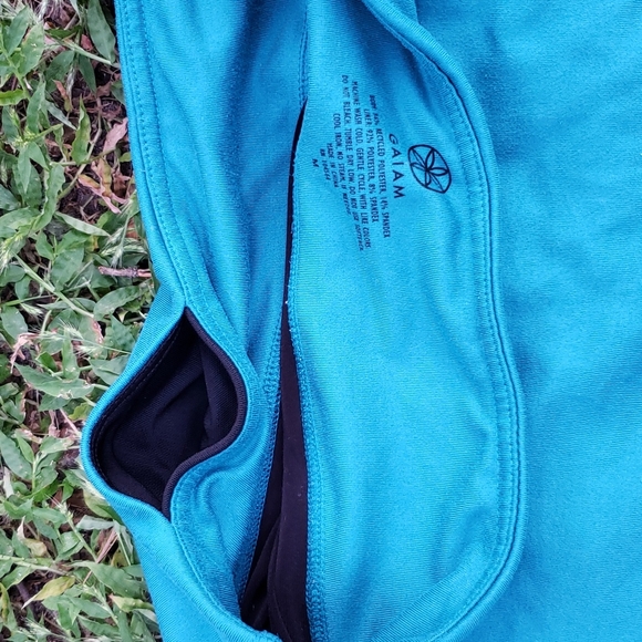 Gaiam Skirt with built in underwear - Picture 5 of 6